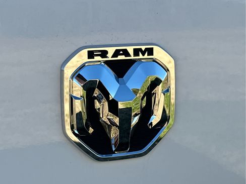 New 2025 RAM ProMaster 2500 FWD image 22