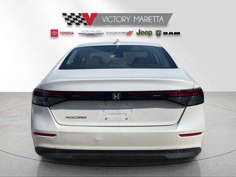 Used 2023 Honda Accord EX image 3