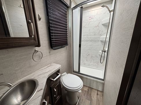 Used 2020 Mercedes-Benz Sprinter 3500 image 22