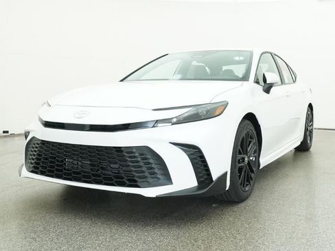 New 2026 Toyota Camry SE image 32