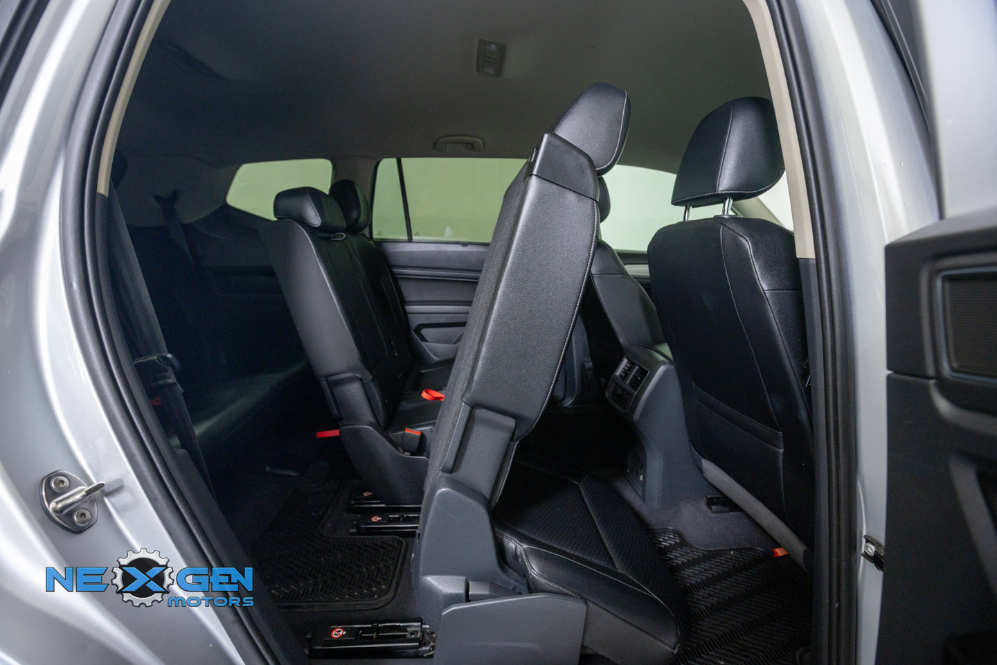 Used 2019 Volkswagen Atlas SE w/ Towing Package AWD/4WD image 39
