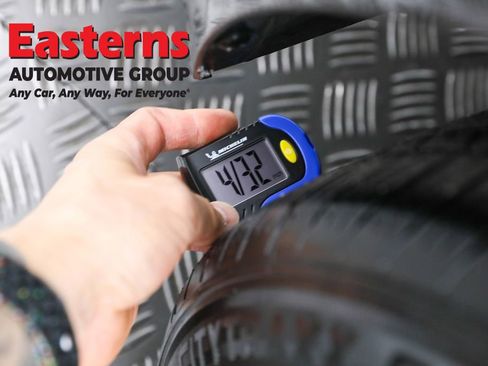 Used 2020 Hyundai Elantra SEL image 29