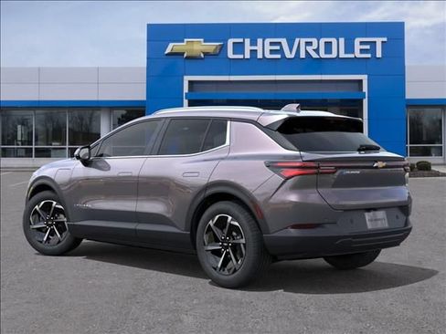 New 2026 Chevrolet Equinox EV LT FWD image 3