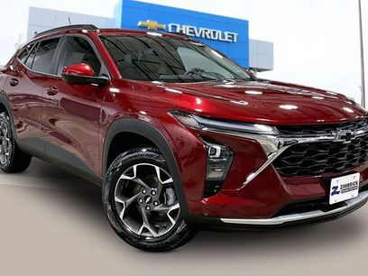 Used 2025 Chevrolet Trax LT w/ Driver Confidence Package