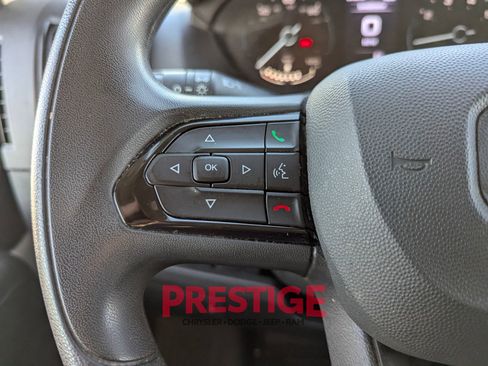 Used 2025 RAM ProMaster 2500 w/ Convenience Group FWD image 19