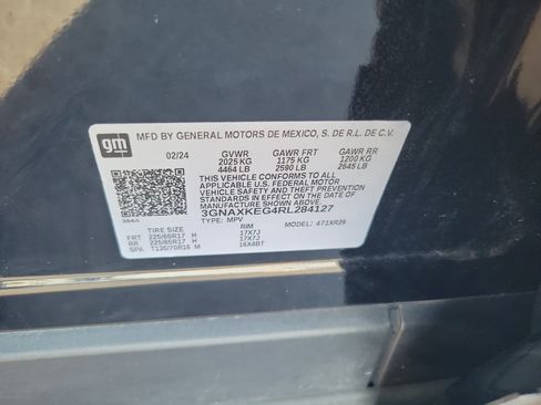 Used 2024 Chevrolet Equinox LT FWD image 30