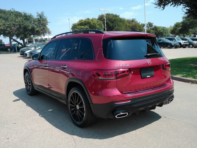Used 2022 Mercedes-Benz GLB 250 image 10