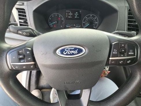 Used 2022 Ford Transit 250 Medium Roof AWD image 15