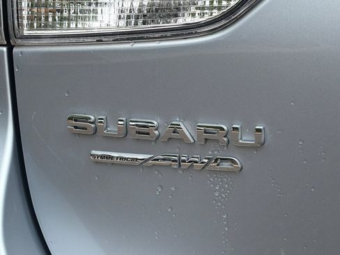 Used 2020 Subaru Forester Premium AWD/4WD image 27