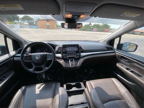 Used 2021 Honda Odyssey EX-L image 17