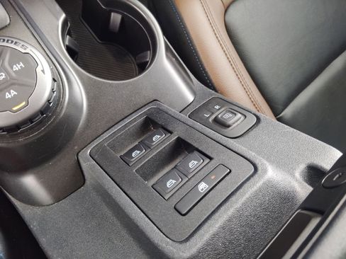 Certified 2021 Ford Bronco Outer Banks image 14