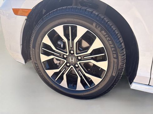 Used 2025 Honda Odyssey Elite image 34