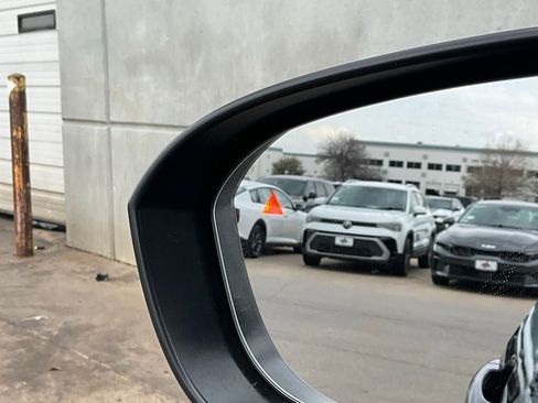 Used 2025 Nissan Rogue SV image 20