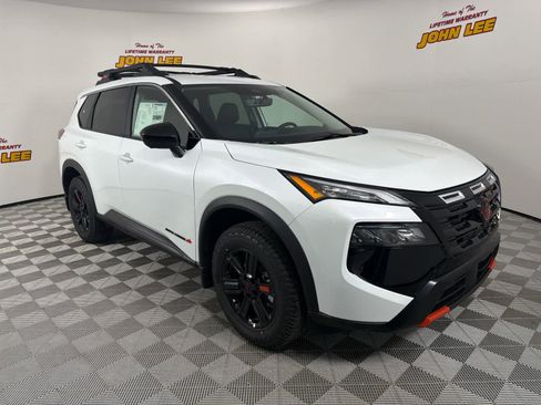 New 2026 Nissan Rogue SV image 8