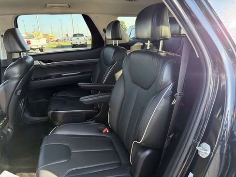Used 2025 Hyundai Palisade SEL FWD image 21