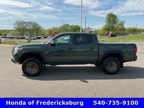 Used 2022 Toyota Tacoma SR5 w/ Trail Edition image 33