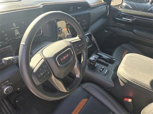 Used 2025 GMC Sierra 1500 AT4 w/ AT4 Premium Package image 21