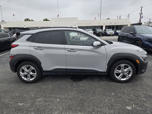 Used 2023 Hyundai Kona SEL FWD image 4