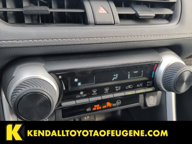 Used 2025 Toyota RAV4 LE AWD/4WD image 16