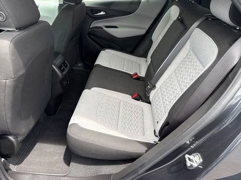 Used 2022 Chevrolet Equinox LT FWD image 11
