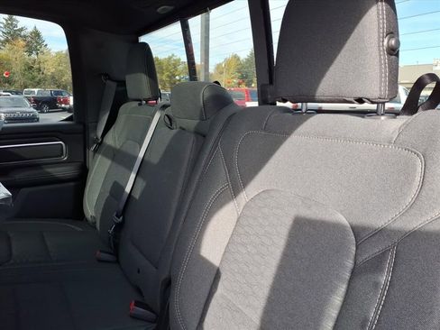 New 2026 RAM 1500 4x4 Crew Cab image 17