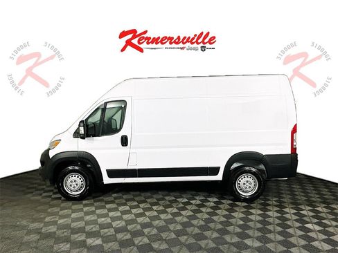 New 2026 RAM ProMaster 2500 w/ Convenience Group image 4