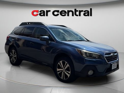 Used 2019 Subaru Outback 2.5i Limited AWD/4WD image 7