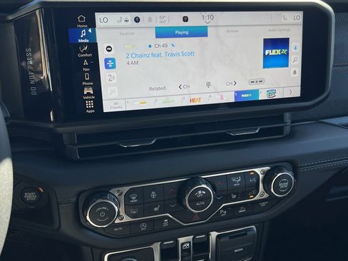 New 2026 Jeep Wrangler Unlimited Rubicon AWD/4WD image 22