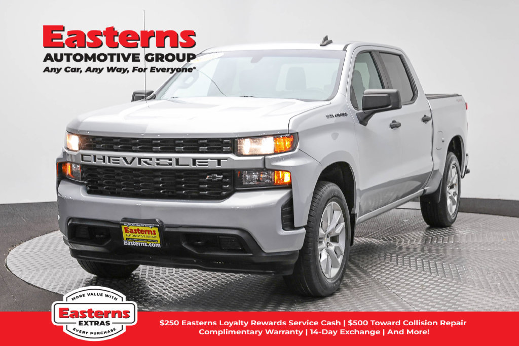 Used 2019 Chevrolet Silverado 1500 Custom w/ Custom Value Package AWD/4WD image 1