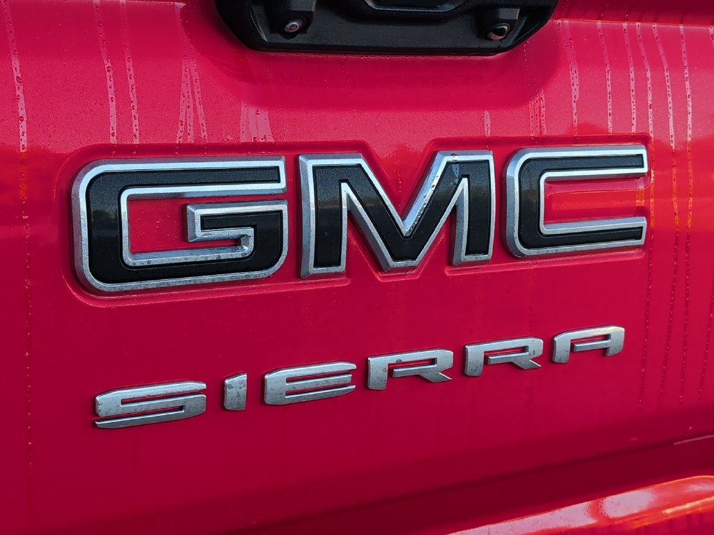 Used 2022 GMC Sierra 1500 Elevation w/ LPO, Elevation Black Package AWD/4WD image 41