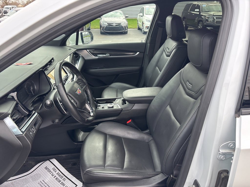Used 2024 Cadillac XT6 Sport w/ LPO, Floor Liner Package AWD/4WD image 26