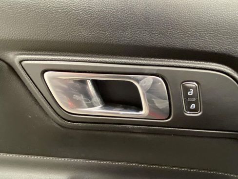 Used 2023 Ford Mustang Coupe image 12