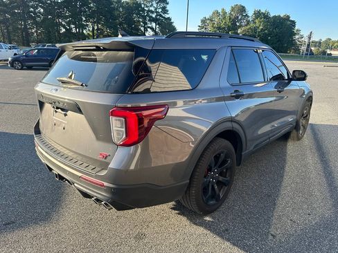 Used 2023 Ford Explorer ST w/ Equipment Group 401A AWD/4WD image 10
