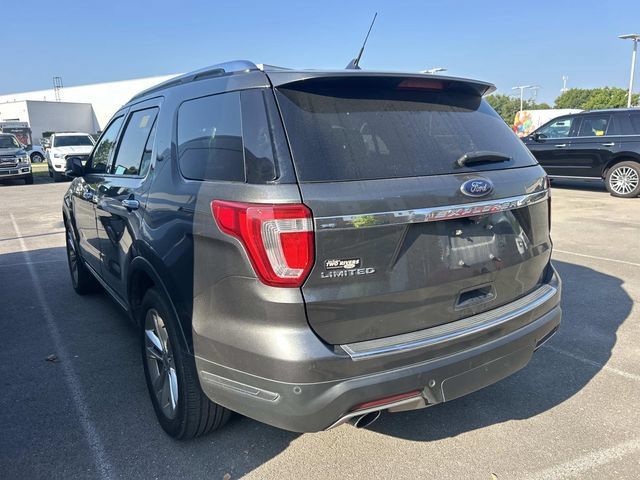 Used 2019 Ford Explorer Limited w/ Ford Safe & Smart Package FWD image 8