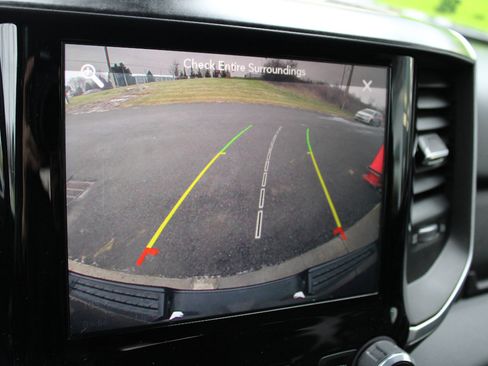 Used 2019 RAM 1500 Big Horn image 25