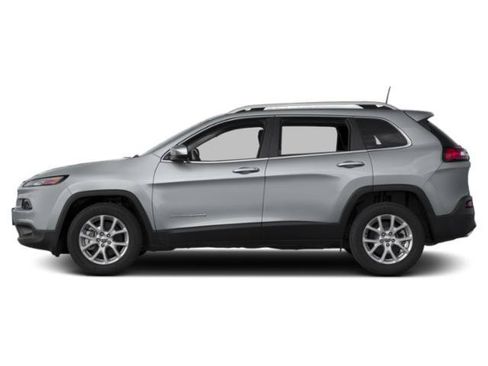 Used 2015 Jeep Cherokee Latitude w/ Comfort/Convenience Group AWD/4WD image 6