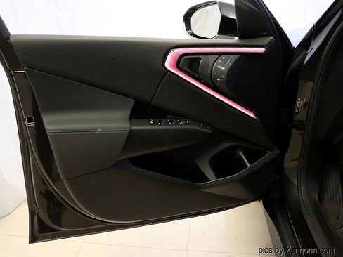 Certified 2025 BMW X3 xDrive30i w/ Premium Package image 26