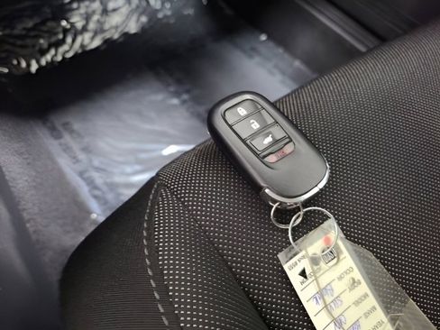 Used 2023 Honda CR-V LX image 32