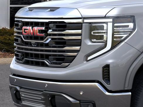 New 2026 GMC Sierra 1500 SLT w/ SLT Premium Plus Package AWD/4WD image 13