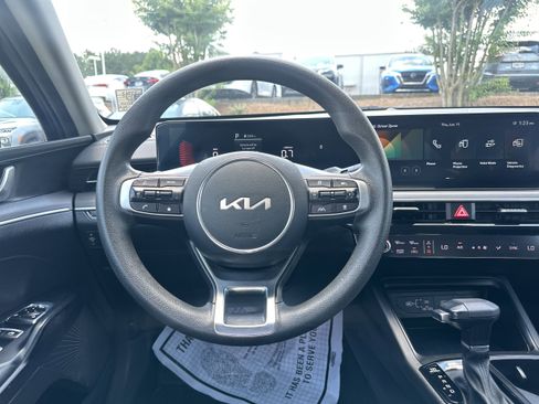 Used 2025 Kia K5 LXS FWD image 23