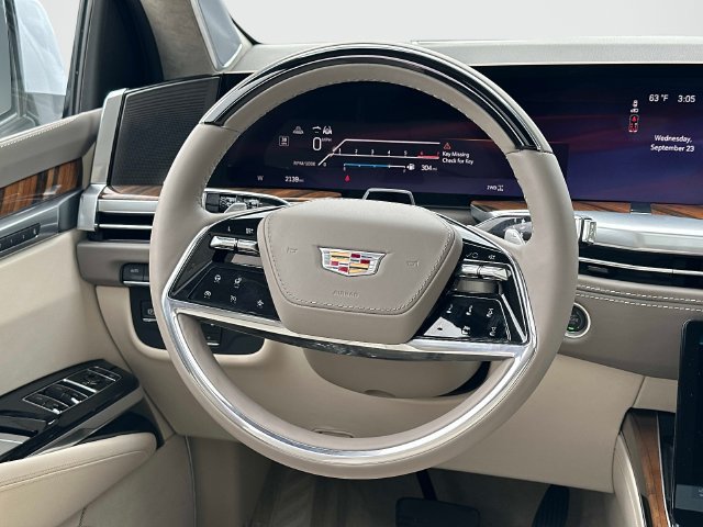 Used 2026 Cadillac Escalade ESV Platinum Sport w/ LPO, ONYX Package AWD/4WD image 6