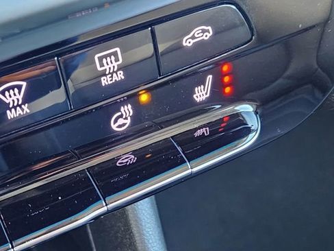 Used 2023 Chevrolet Bolt LT w/ Infotainment Package image 24