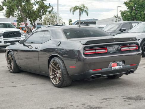 Used 2020 Dodge Challenger SRT Hellcat RWD image 6
