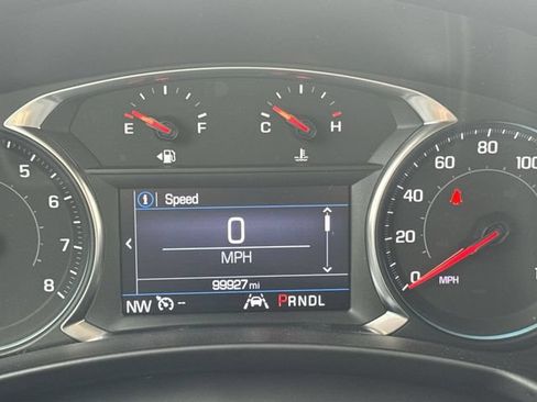 Used 2023 Chevrolet Equinox RS AWD/4WD image 13