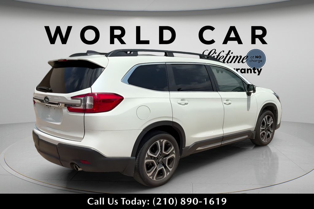 Used 2023 Subaru Ascent Limited w/ Technology Package AWD/4WD image 3