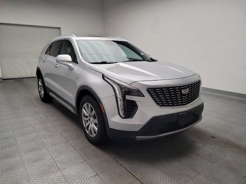 Used 2020 Cadillac XT4 Premium Luxury w/ Cold Weather Package FWD image 14