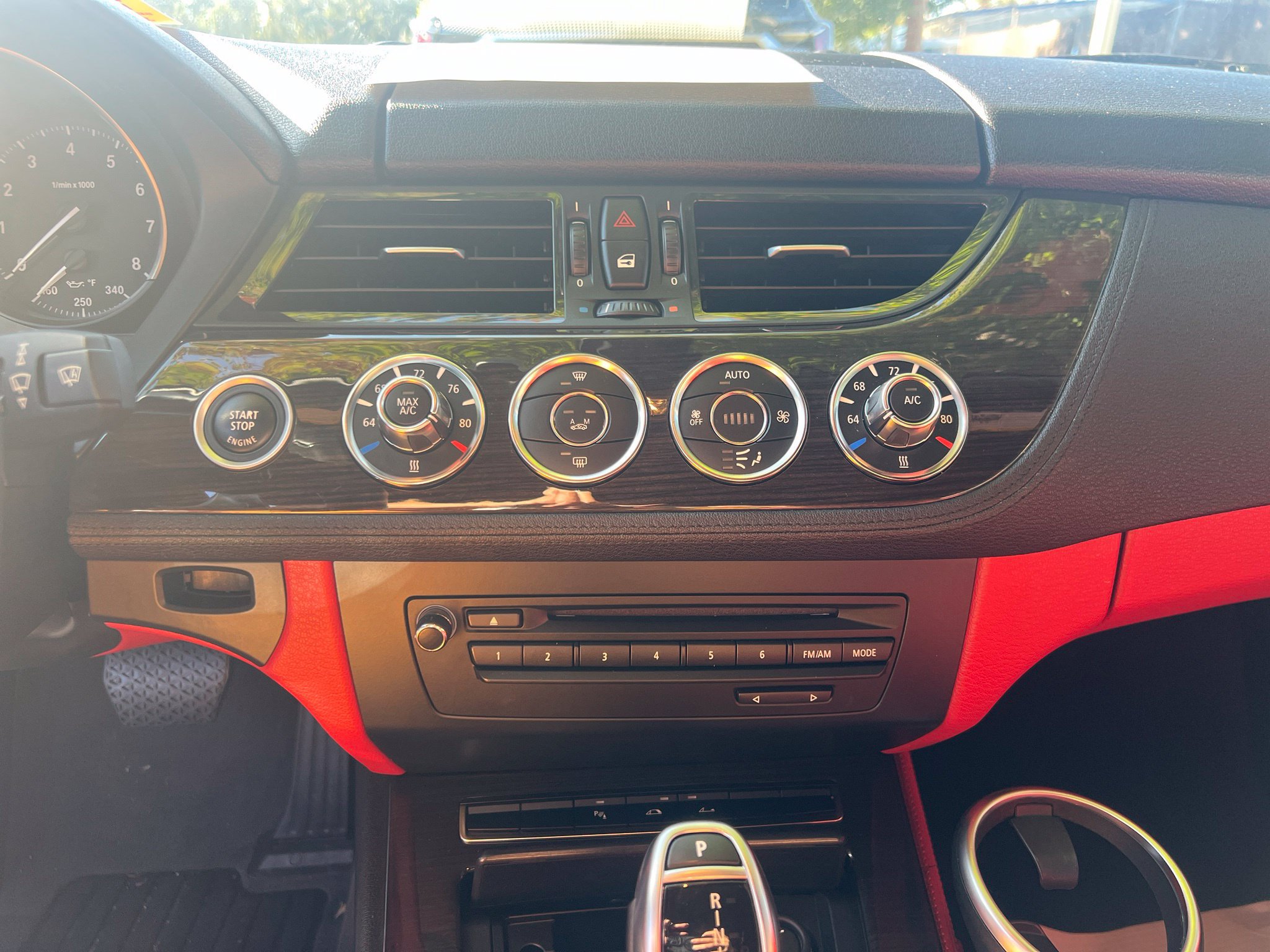 Used 2015 BMW Z4 sDrive35i RWD image 15