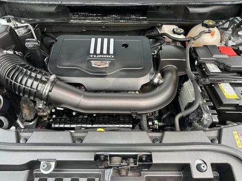 Used 2023 Cadillac XT5 Luxury AWD/4WD image 10