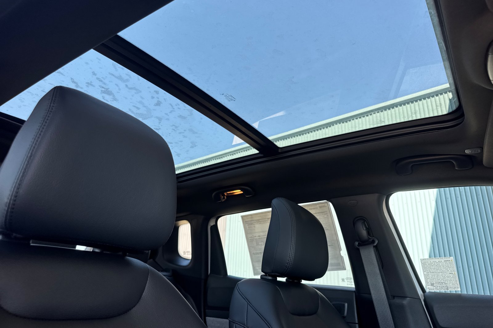 New 2026 Jeep Compass Latitude AWD/4WD image 16