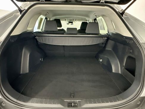 Used 2025 Toyota RAV4 XLE AWD/4WD image 30